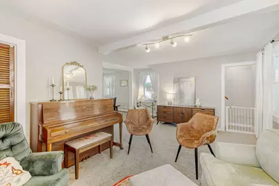 414 S State Street, Hampshire, IL 60140 - Photo 9