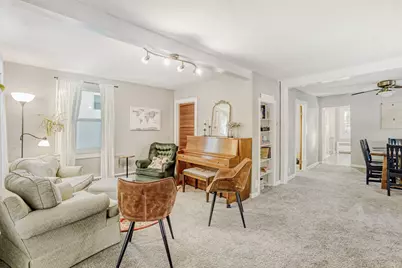 414 S State Street, Hampshire, IL 60140 - Photo 7