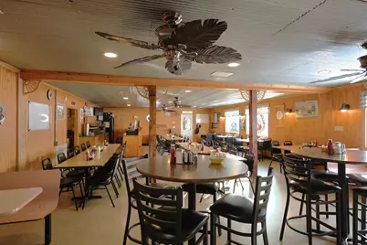 204 S Main Street, Iuka, IL 62849 - Photo 5