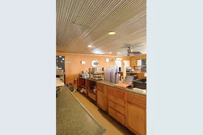 204 S Main Street, Iuka, IL 62849 - Photo 9