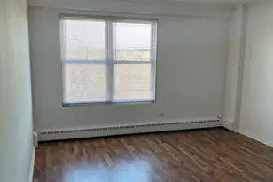 2610 W Berwyn Ave, Chicago, IL 60625 - Photo 5