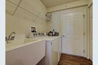 4237 Pond Willow Road, Naperville, IL 60564 - Photo 11