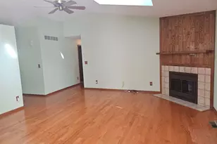 108 Sequoyah Ct, Poplar Grove, IL 61065 - Photo 3