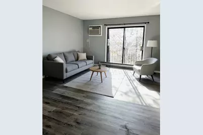 190 S Waters Edge Drive #302, Glendale Heights, IL 60139 - Photo 3