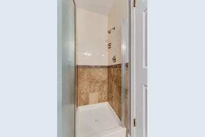 190 S Waters Edge Drive #302, Glendale Heights, IL 60139 - Photo 19