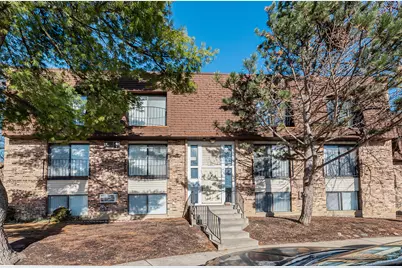 190 S Waters Edge Drive #302, Glendale Heights, IL 60139 - Photo 1