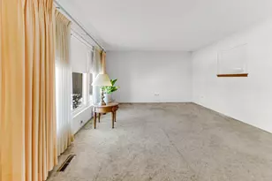 1161 E 171st Ct, South Holland, IL 60473 - Photo 7