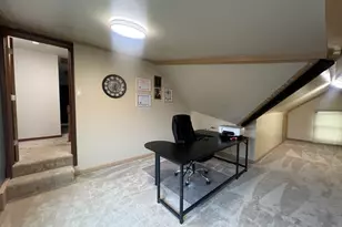 1300 Wolff Ave, Elgin, IL 60123 - Photo 17