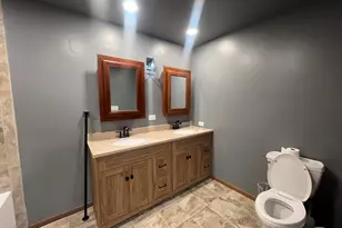 1300 Wolff Ave, Elgin, IL 60123 - Photo 13