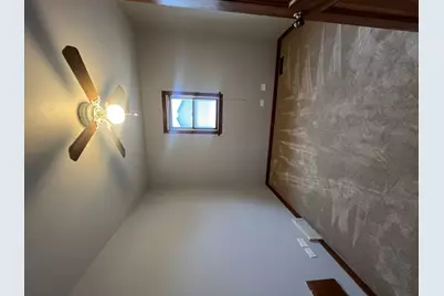 1300 Wolff Avenue, Elgin, IL 60123 - Photo 17