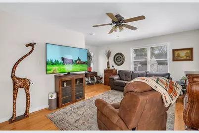 17803 Escanaba Avenue, Lansing, IL 60438 - Photo 7