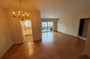 13933 James Dr, Crestwood, IL 60418 - Photo 3