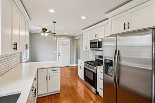 8608 Lavergne Ave, Burbank, IL 60459 - Photo 9