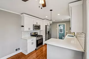 8608 Lavergne Ave, Burbank, IL 60459 - Photo 7