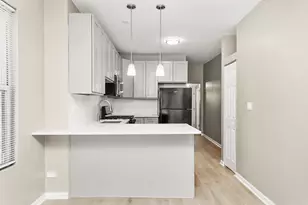 3328 S Damen Ave, Chicago, IL 60608 - Photo 13