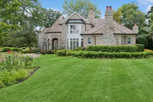 1719 Midwest Club Pkwy, Oak Brook, IL 60523 - Photo 3