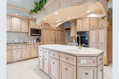 1719 Midwest Club Parkway, Oak Brook, IL 60523 - Photo 27