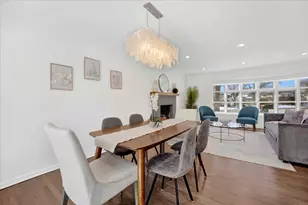 1632 Village Green Ct, Deerfield, IL 60015 - Photo 9