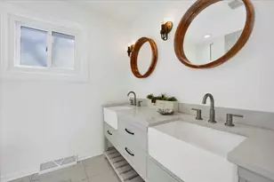 1632 Village Green Ct, Deerfield, IL 60015 - Photo 25