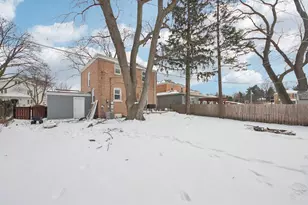 8646 Harms Rd, Skokie, IL 60077 - Photo 19