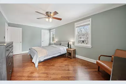 8646 Harms Road, Skokie, IL 60077 - Photo 9