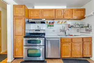 16904 Old Elm Dr, Country Club Hills, IL 60478 - Photo 11