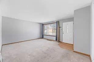 17714 Burnham Ave, Lansing, IL 60438 - Photo 5