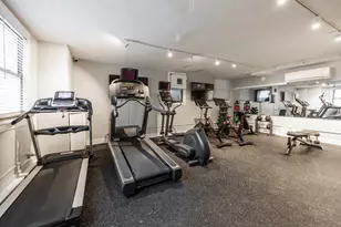 1140 N La Salle Dr, Chicago, IL 60610 - Photo 25