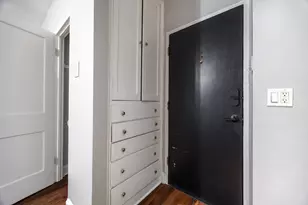 1140 N La Salle Dr, Chicago, IL 60610 - Photo 9