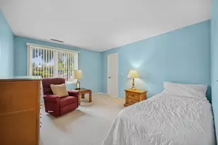 2000 Chestnut Ave, Glenview, IL 60025 - Photo 19