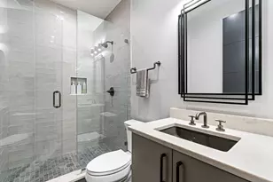 2044 N Fremont St, Chicago, IL 60614 - Photo 27