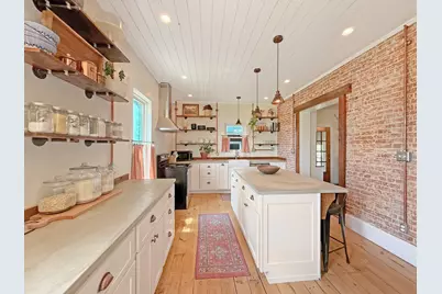 104 S Johnson, Orangeville, IL 61060 - Photo 5