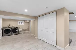 5345 N Neva Ave, Chicago, IL 60656 - Photo 25