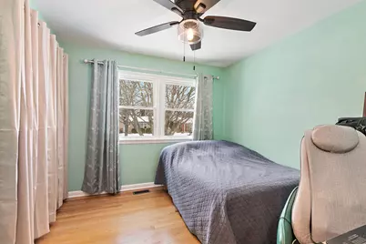 925 S Chestnut Avenue, Arlington Heights, IL 60005 - Photo 13