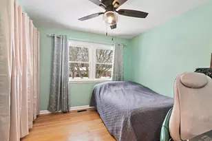 925 S Chestnut Ave, Arlington Heights, IL 60005 - Photo 13