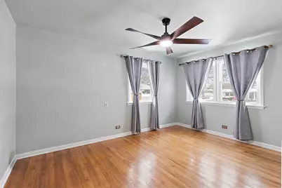 925 S Chestnut Avenue, Arlington Heights, IL 60005 - Photo 9