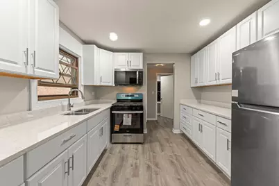 5817 W 64th Street, Chicago, IL 60638 - Photo 3