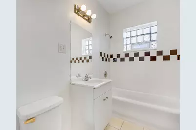4452 W Parker Avenue #1, Chicago, IL 60639 - Photo 7