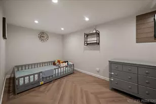 517 S Ardmore Ave, Villa Park, IL 60181 - Photo 17