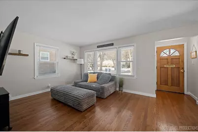 517 S Ardmore Avenue, Villa Park, IL 60181 - Photo 3