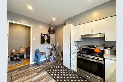 5516 N Kenmore Avenue #300, Chicago, IL 60640 - Photo 5