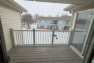 1744 Chesapeake Ln, Schaumburg, IL 60193 - Photo 17