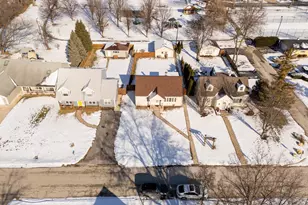 202 N Oakwood Ave, Willow Springs, IL 60480 - Photo 3