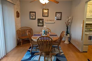 1424 Woodbridge Rd, Joliet, IL 60436 - Photo 5