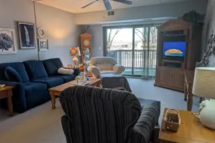 1424 Woodbridge Rd, Joliet, IL 60436 - Photo 7