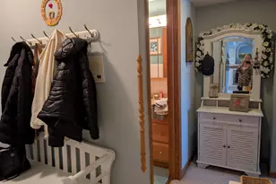 1424 Woodbridge Rd, Joliet, IL 60436 - Photo 3