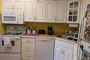 1424 Woodbridge Rd, Joliet, IL 60436 - Photo 5