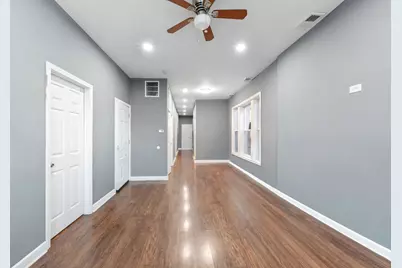 7214 S Saint Lawrence Avenue, Chicago, IL 60619 - Photo 3