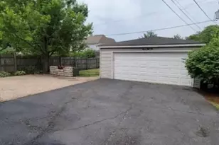 754 S Spring Rd, Elmhurst, IL 60126 - Photo 31