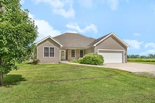 22954 McGuire Rd, Wilmington, IL 60481 - Photo 1